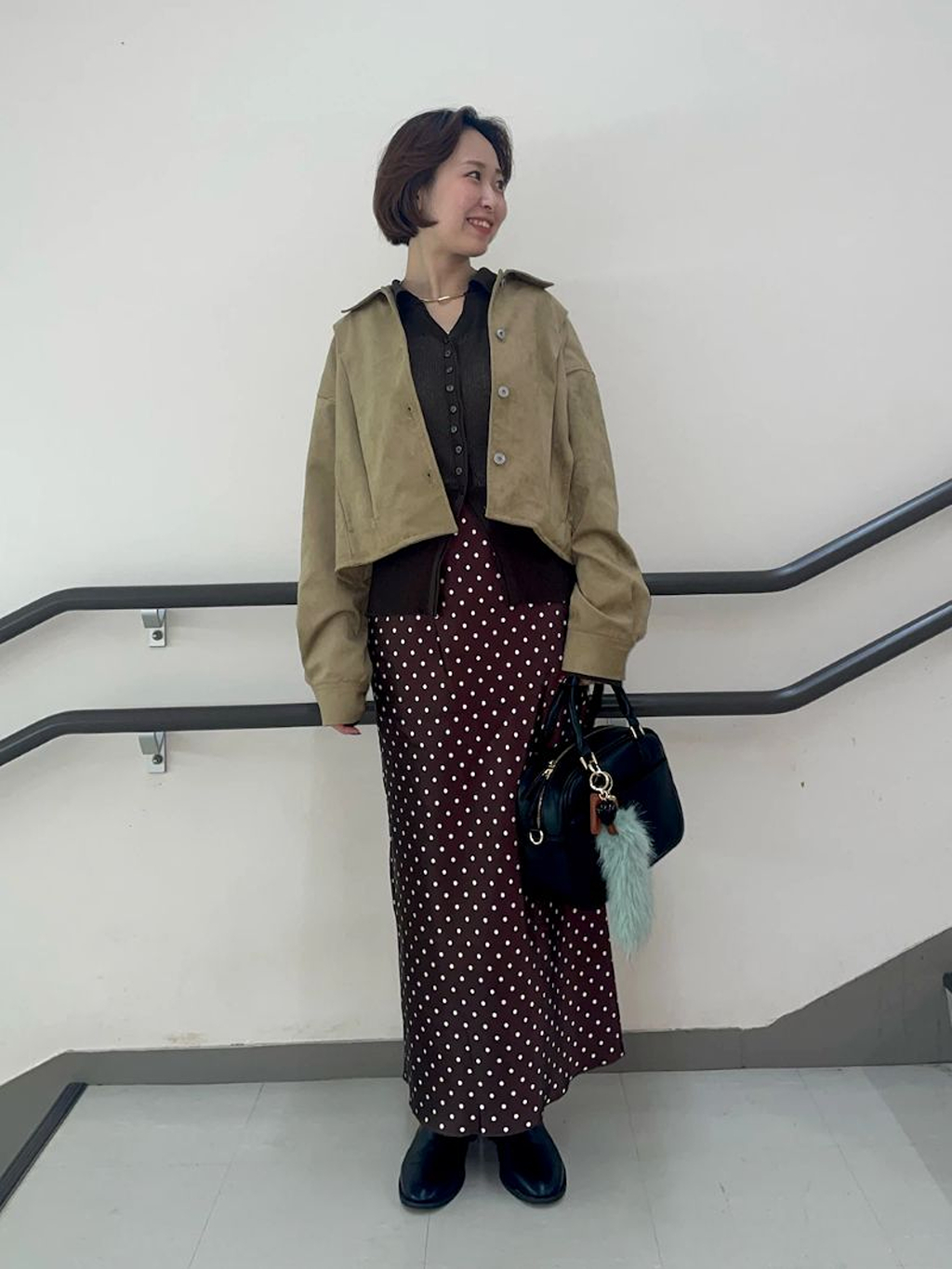 URBAN RESEARCH SENSE OF PLACE WOMEN